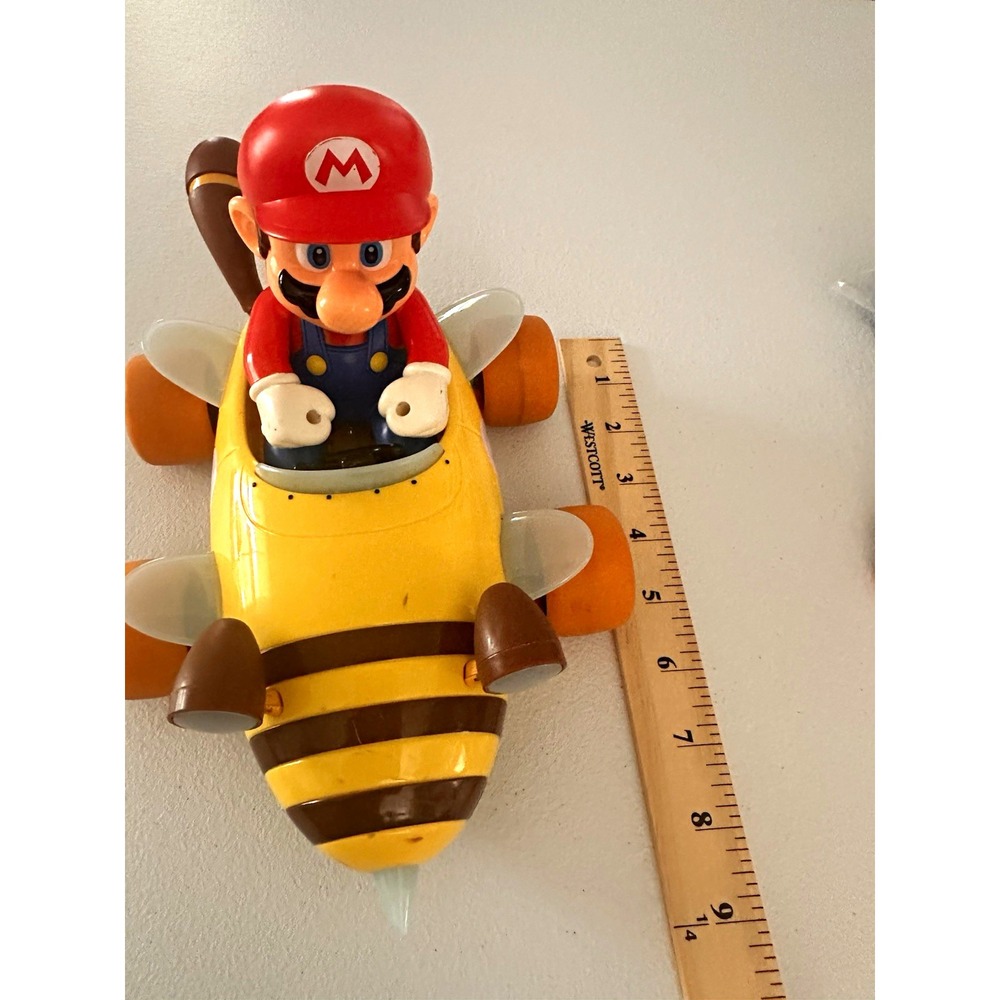 Nintendo Super Mario Bros Mario Bee-Themed RC Toy Car Vehicle MPN 14022STUT1